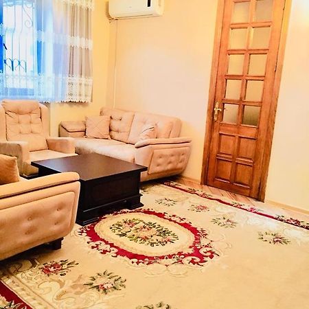 Apartment Near The Sea 1 코불레티 외부 사진