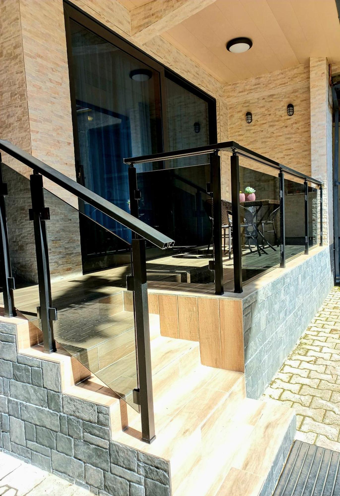 Apartment Near The Sea 1 코불레티 외부 사진