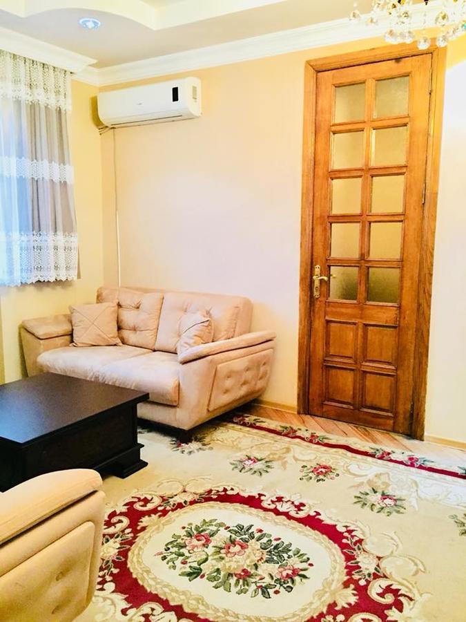 Apartment Near The Sea 1 코불레티 외부 사진
